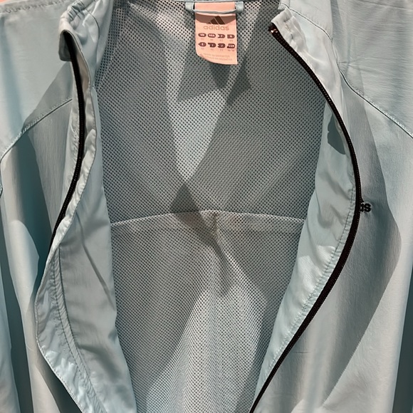 Adidas Jogging Suit Navy/Turquoise Medium. Reflective strips on pockets. - Picture 4 of 8